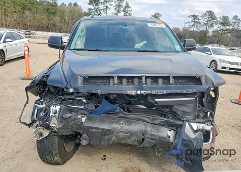 2014 Toyota Tundra Double Cab Sr z USA, uszkodzony, nr VIN 5TFRM5F12EX076360